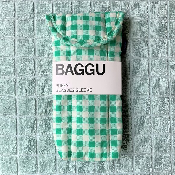 NWT BAGGU Puffy Glasses Sleeve - Green Gingham - Picture 2 of 3